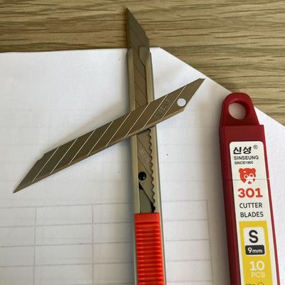 satın al 0.38mm Gümüş 9mm Ağır Görevli ve Endüstriyel Kesme için Kesme Bıçakları Çevrimiçi üretim