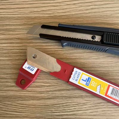 satın al Çeşitli kesme görevleri için uygun çok yönlü 18 mm kesme bıçakları Genişliği 18 mm Değiştirme sıklığı kullanıma bağlı olarak değişir Çevrimiçi üretim