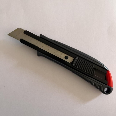 satın al 18mm Cutting Knives Varies Depending On Usage Ensuring Durability and Reliability for Your Business Çevrimiçi üretim