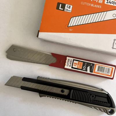 satın al Replacement Frequency Varies Depending On Usage 18mm Blade Cutters Silver Çevrimiçi üretim