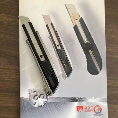 Siyah El Kırmızı Kuyruk Uyumluluk Standart Kılıçlar İçin 18mm Kuru Duvar Faydası Bıçak